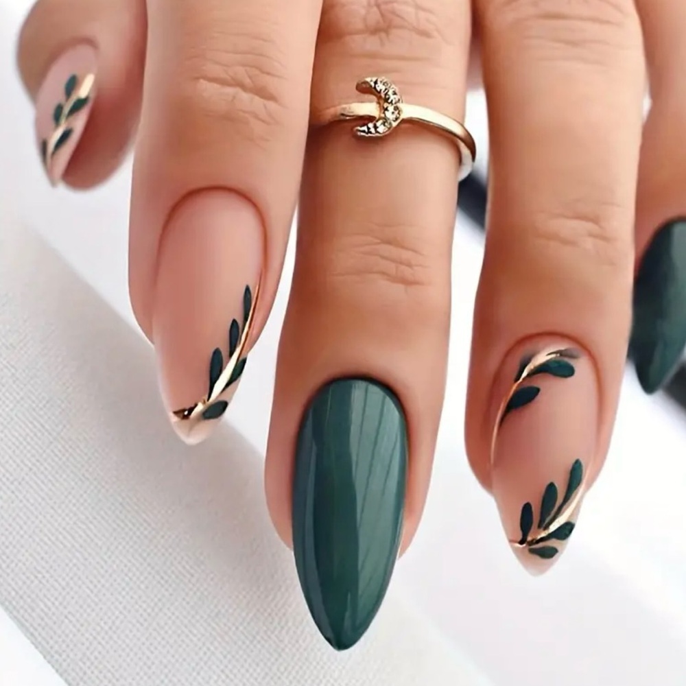 BRAND NEW Press-On Nails